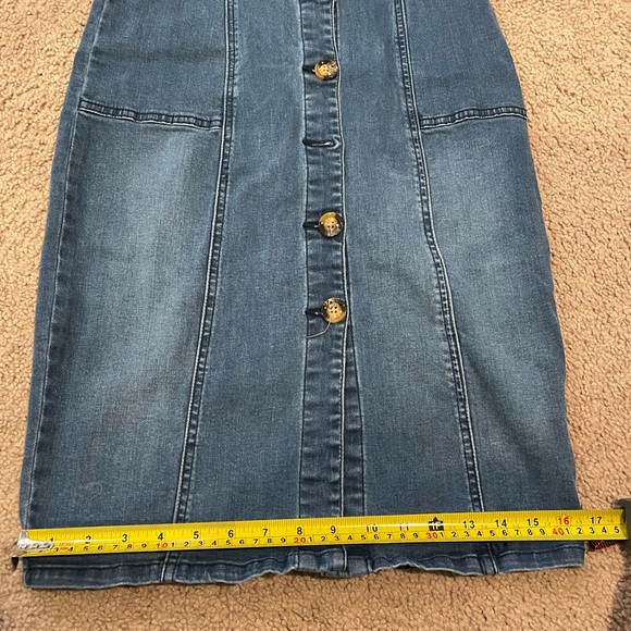 Women's (Youth) JUSTFAB denim button up slim-fitting dress - Picture 9 of 11